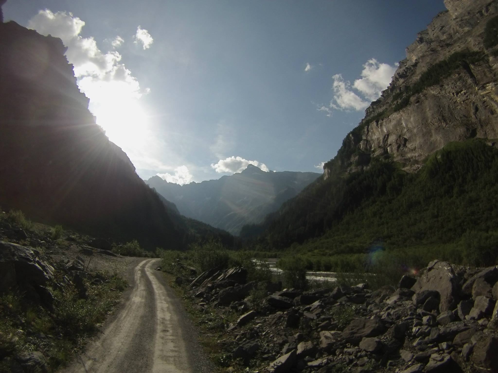 Sint-Martinus den XIIde - Internationaal kamp 2015 Kandersteg + Milaan